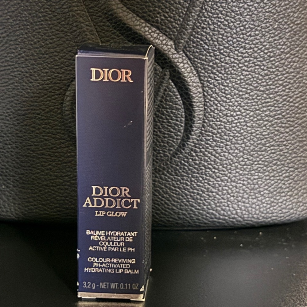 DIOR ADDICT LIP GLOW NEW!!